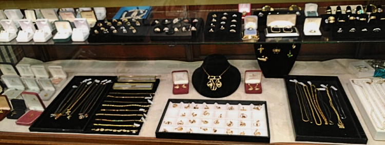 Jewelry for sale at Bank Gun and Pawn in Havre de Grace MD